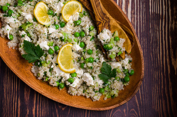 Salad of crushed cereals