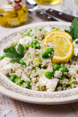 Salad of crushed cereals