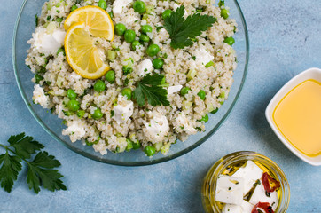 Salad of crushed cereals
