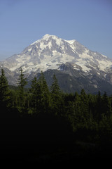 View of Mt Rainier in Seattle, Washington.