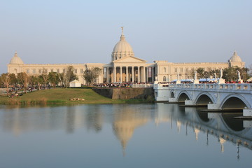 Fototapeta premium Landscape and buildings of Chimei art Museum in Tainan, Taiwan. With wide collections of Western art, musical instruments, weaponry and natural history, visitors will enjoy these timeless valuables.