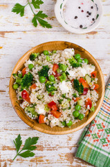 Salad of crushed cereals