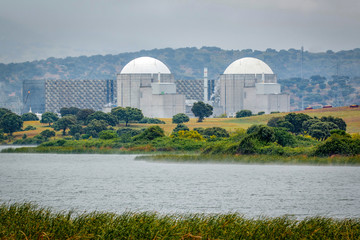 Obraz premium Nuclear power plant in the center of Spain