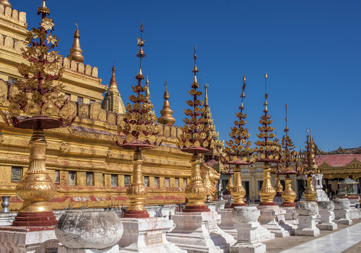 Myanmar, Mandalay area, Bagan archaeological site, pagoda Swhezigon