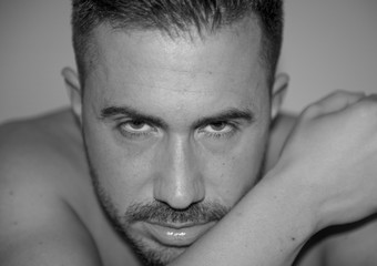 Obraz premium Male model posing in the studio