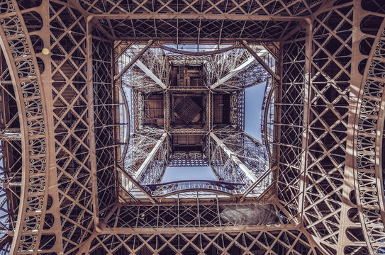 D&eacute;tail de Fer, Tour Effeil