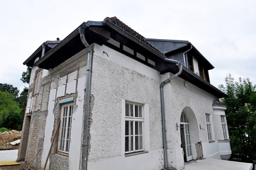 renovierung einer alten Villa