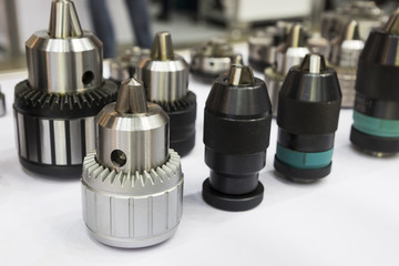 Chuck for tool holder ; For machining process