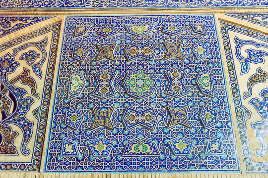 Architectural detail of Jameh mosque in Isfahan. Iran
