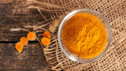 curcuma powder, top view