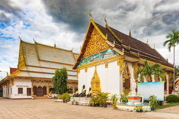 Fototapeta premium Buddhist temple called Wat Luang in Pakse, Laos.