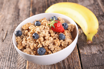 oat meal, muesli and blueberry