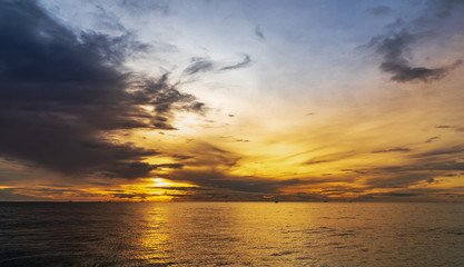 Naklejka na ściany i meble sunset seascape sky view for golden hour time