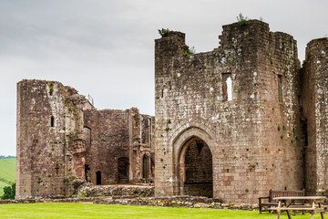 Fototapeta na wymiar The ruins of an ancient medival castle (Raglan Castle, Wales)