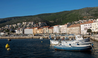 Fototapeta na wymiar Hafen von Senj in Kroatien