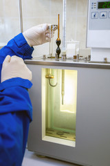 Conducting laboratory experiments with oil