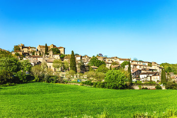 Fototapeta premium Village de Bruniquel,Tarn, Midi-Pyrénées, Occitanie, France