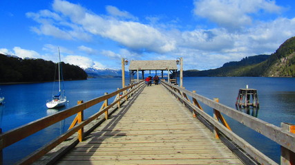 Obraz premium Villa la angostura floods us with its beauty