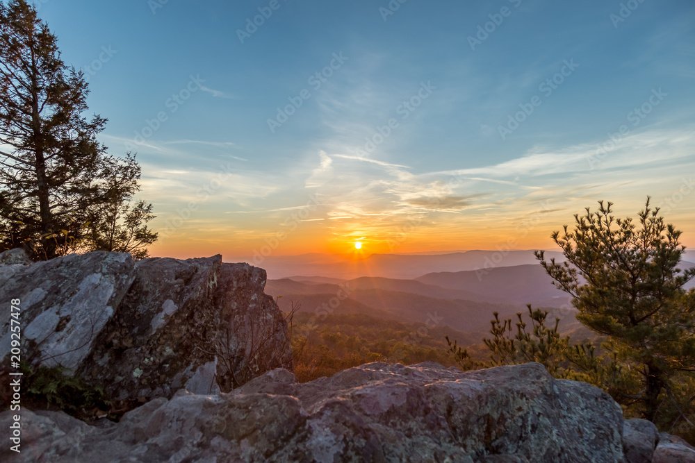 Wall mural shenandoah sunset