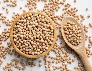 dry raw chickpeas