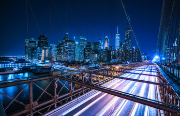 Fototapeta na wymiar beautiful brooklyn bridge at night.