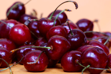 свежая вишня крупным планом