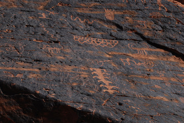 Fototapeta na wymiar Petroglyphs in the Valley of Fire