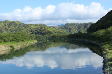 青野川に映る景色