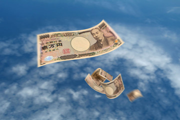 一万円札落下
