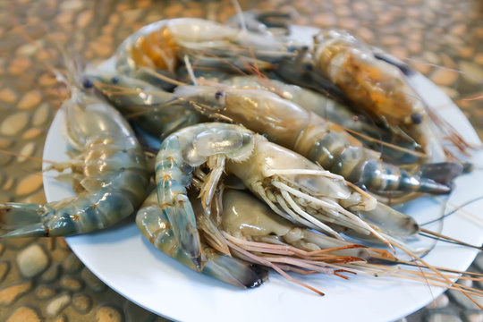 "Raw Shrimp" Images – Browse 811 Stock Photos, Vectors, and Video