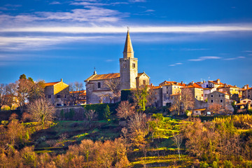 Fototapeta na wymiar Idyllic hill village of Groznjan panoramic view