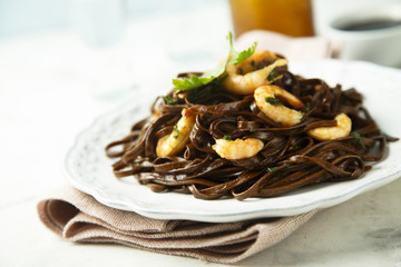 Soba noodles with shrimps