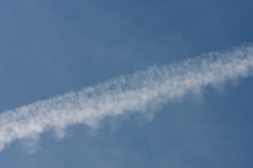 Chemtrails or contrails