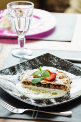 strudel with apple