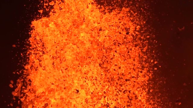 Volcanic eruption of Kilauea volcano in Hawaii at the end of May 2018, Fissure 8