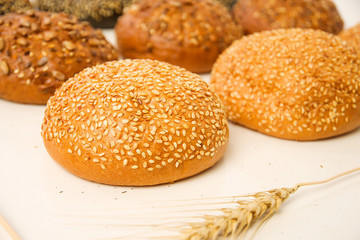 bread bakery white background with cereals