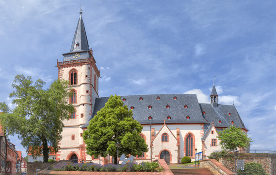 St. Ursula Kirche, Oberursel im Taunus