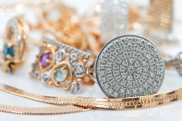 Best gift for girl - gold jewelry