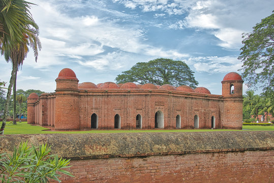 sechzehn Hallen Bagerhat, Bangladesch