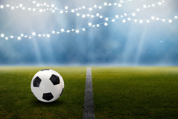 Fußball im Stadion mit Lichterkette