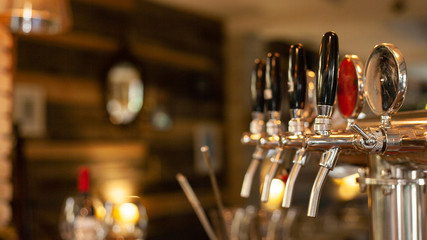 Fototapeta na wymiar Beer tap in barse for bottling beverages