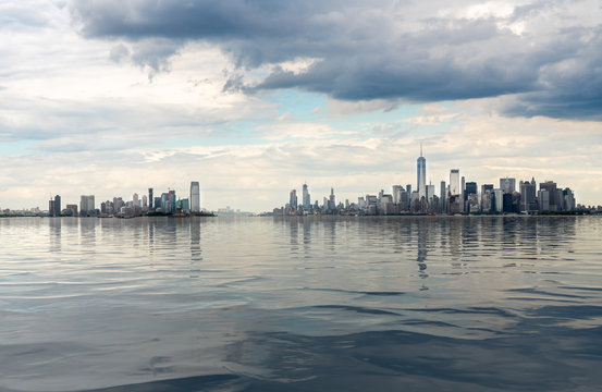 Panorama of Manhattan and Jersey City with artificial water