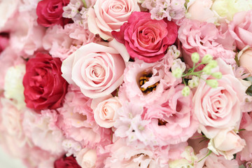 Obraz na płótnie Canvas ピンクのテーブル装花