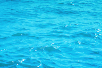 Naklejka premium Blue sea water summer ,peaceful ,relax nature wallpaper background