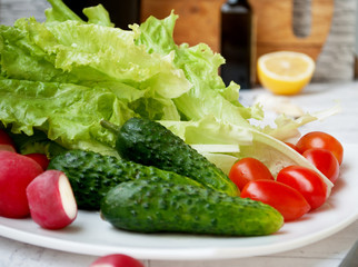 Coocking fresh vegetable salad