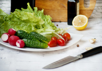 Coocking fresh vegetable salad