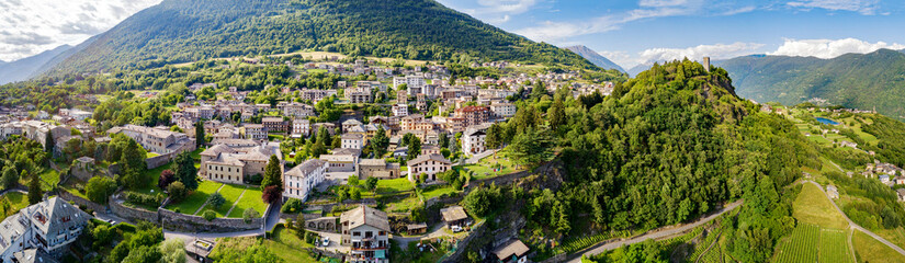 Fototapeta na wymiar Teglio - Valtellina (IT) - Vista aerea panoramica