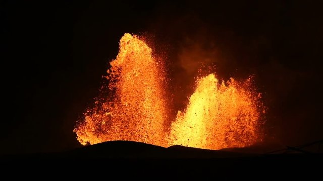 Volcanic eruption of Kilauea volcano in Hawaii at the end of May 2018, Fissure 8