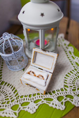 box with wedding rings