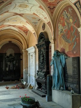 vysehrad cemetery view